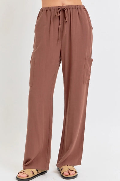 Always Relevant Linen Pants