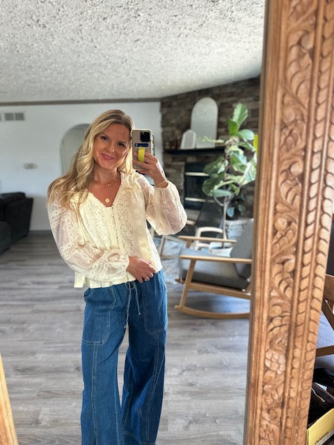 Delicate Lady Lace Blouse
