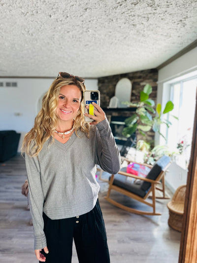 Easy Choice V-neck Pullover Top